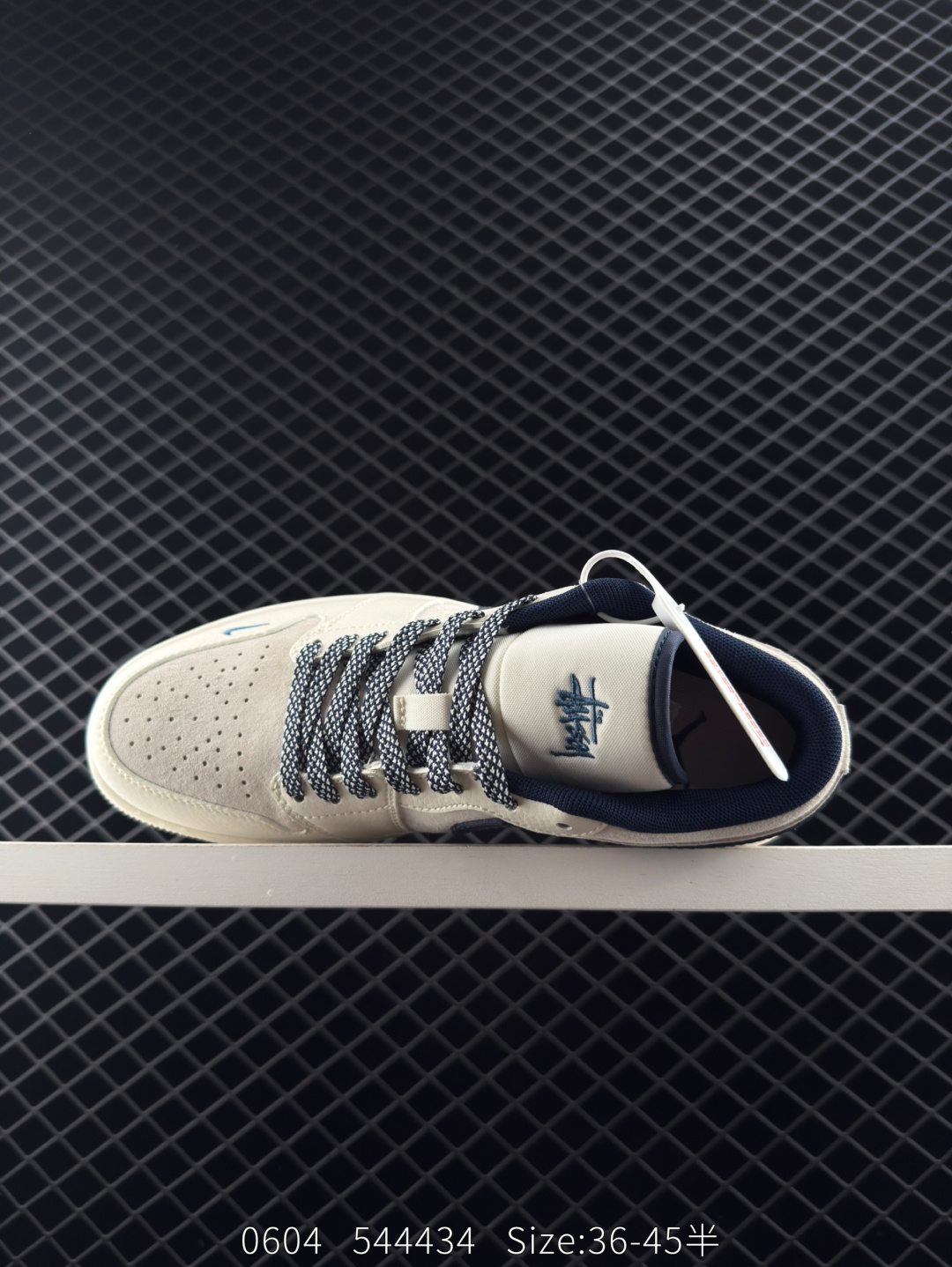 Air Jordan 1 Low GS”Light Smoke Grey/Black“